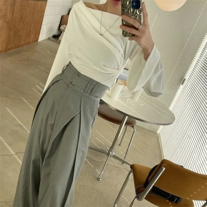 High-Waisted Wide-Leg Trousers in Solid Color Light Grey